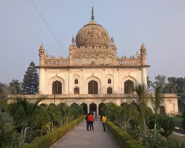 Gulab Bari — Tomb of Nawab Shuja-ud-Daula, Faizabad, Ayodhya