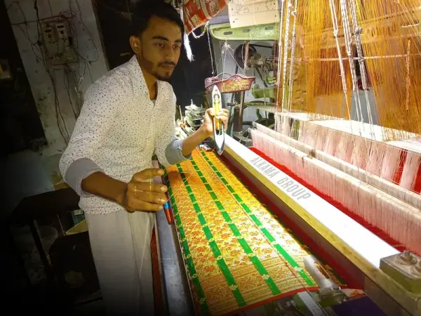 Banarasi saree weaver at handloom, Azamgarh