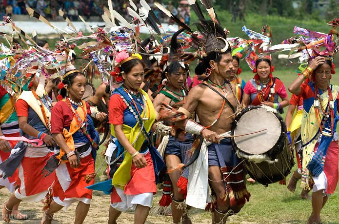 Tutsa Dancers, Changlang
