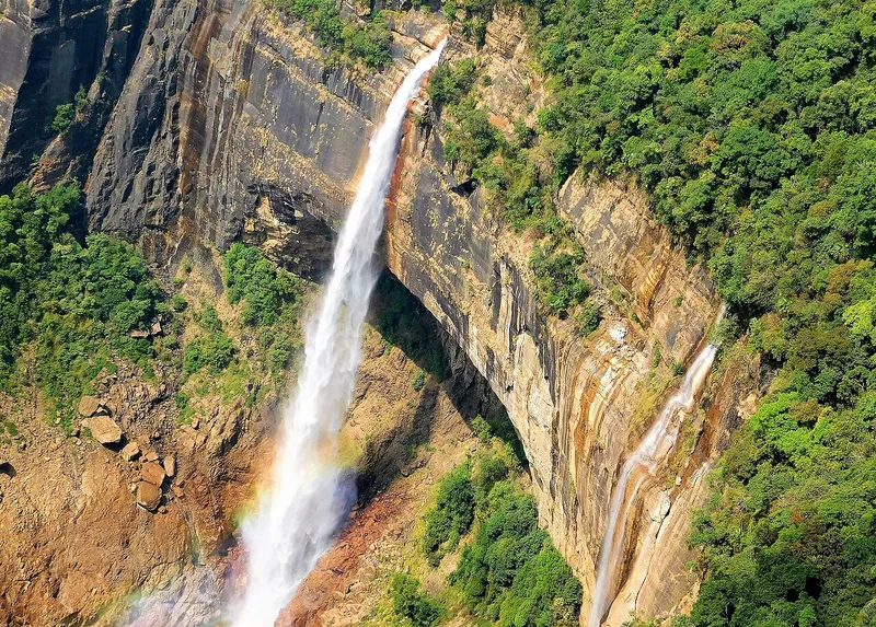 Nohkalikai Falls, East Khasi Hills