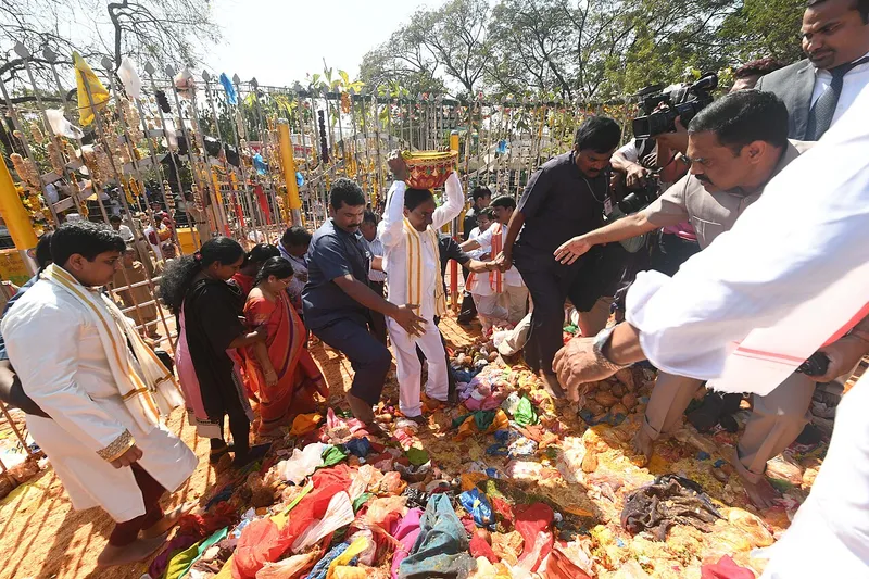 Sammakka Saralamma Jathara, Mulugu