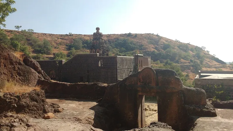 Dharashiv Caves, Osmanabad