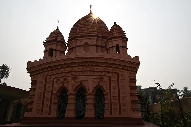 Radhamadhab Temple, Khandra, Paschim Bardhaman