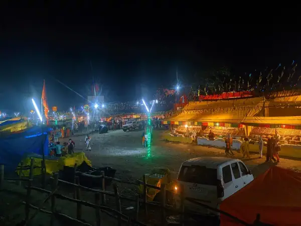 Night view of the fair at Siddhpeeth Shri Shakumbhari Devi Mandir, Saharanpur