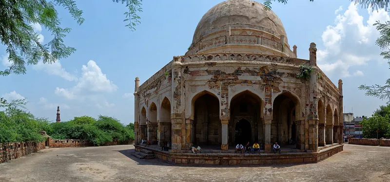 Mehrauli Archaeological Park, South Delhi