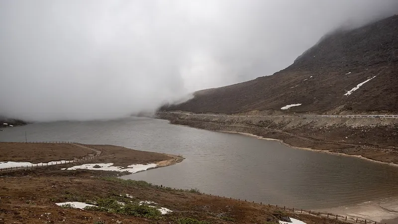 Sela Lake, West Kameng