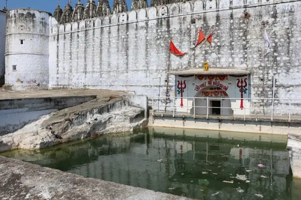 Palitana (Shatrunjaya), Palitana (Shatrunjaya)