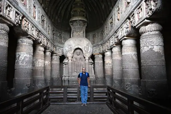 Ajanta Caves interior, Aurangabad